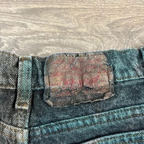 Vintage Levi's Women's 501 Jeans Shorts Black Denim High Waist Cutoffs 90s Y2k - Picture 10 of 13